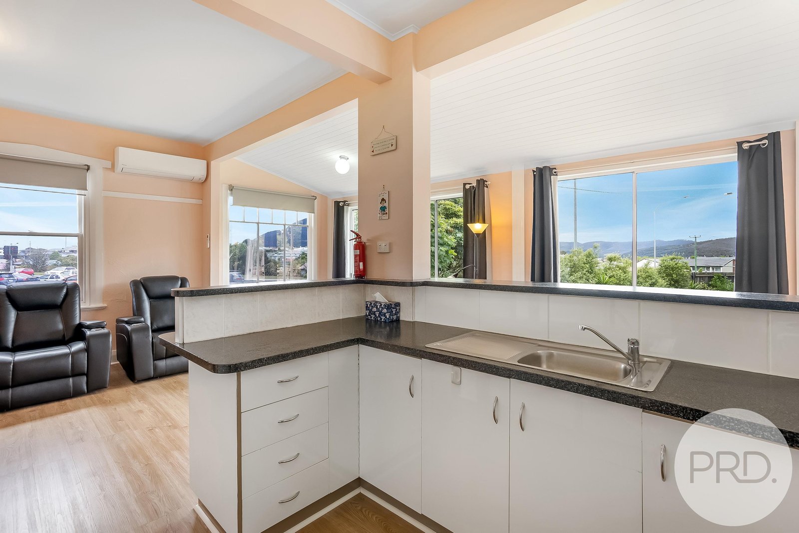 1 Timsbury Road GLENORCHY 11