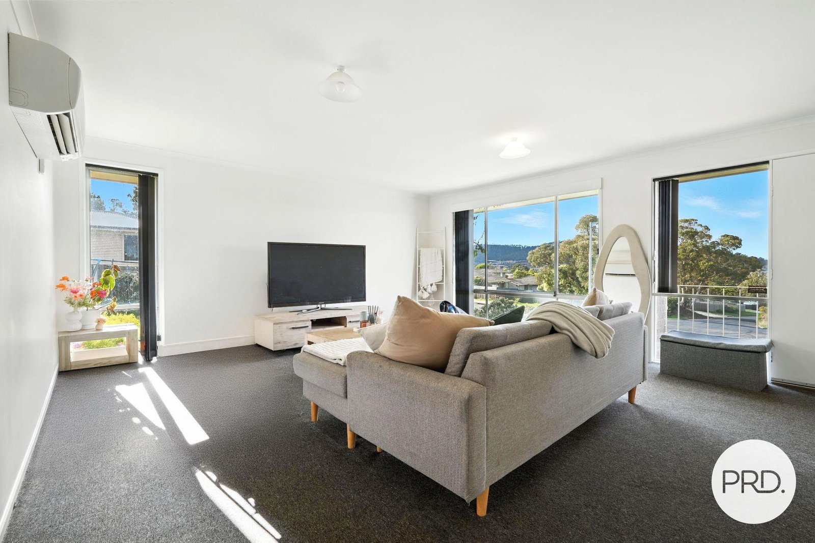 1 Tollard Drive ROKEBY 6