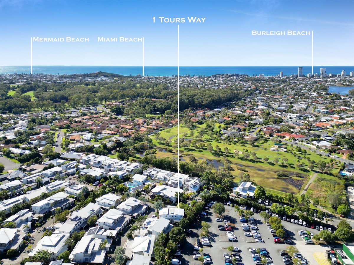 1 Tours Way Burleigh Waters 17