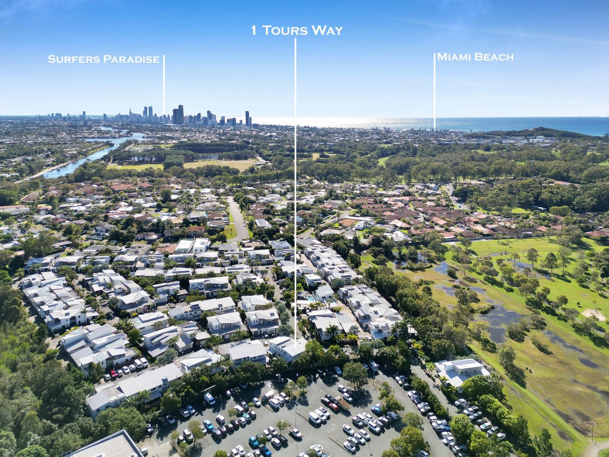 1 Tours Way Burleigh Waters 20