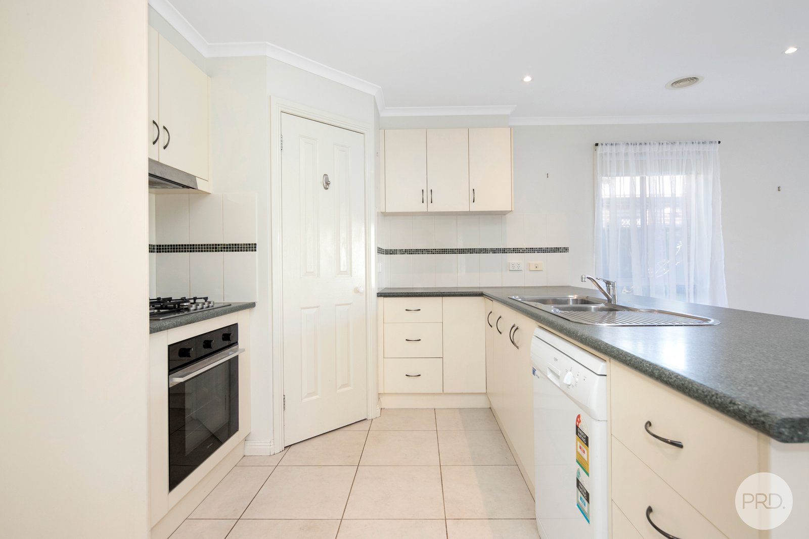 1 Tranquility Court SEBASTOPOL 3