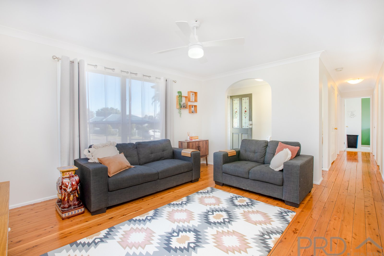 1 Unicomb Close RUTHERFORD 5