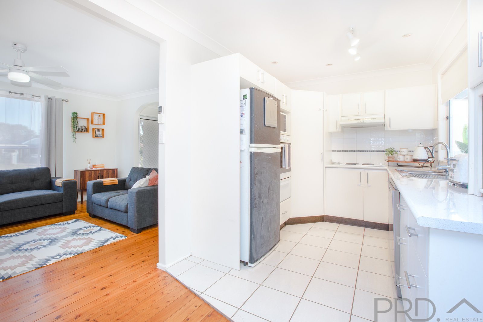 1 Unicomb Close RUTHERFORD 7