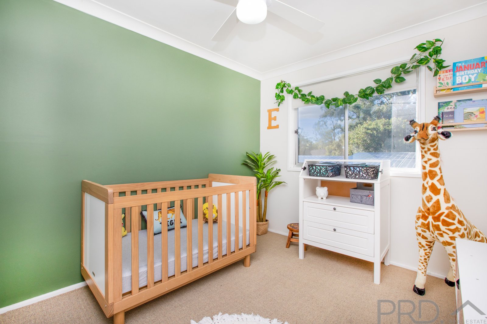 1 Unicomb Close RUTHERFORD 15