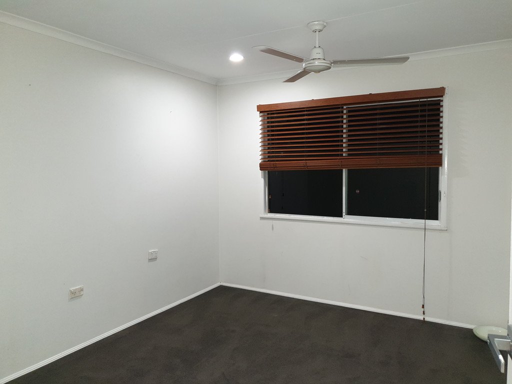 1 Usher Road MOUNT JULIAN 11