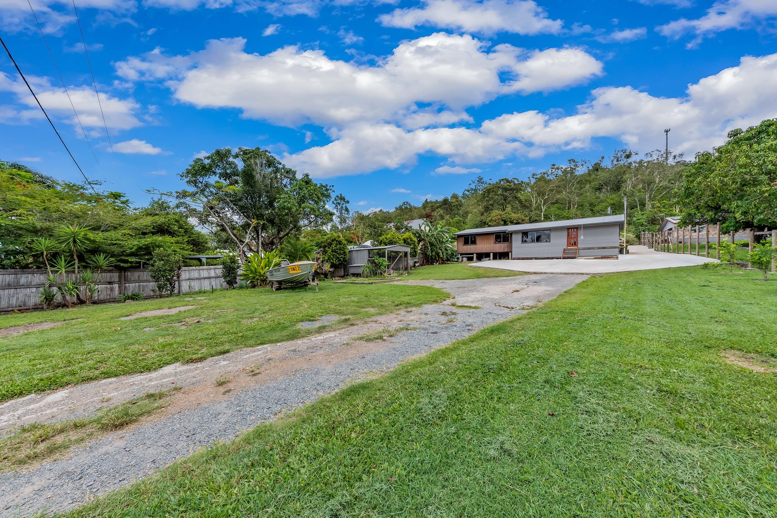 1 Usher Road MOUNT JULIAN 16
