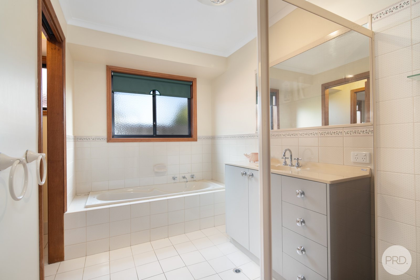 1 Vawyn Court SEBASTOPOL 10