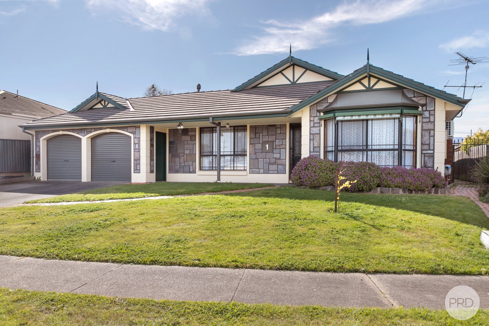 1 Vawyn Court SEBASTOPOL 1