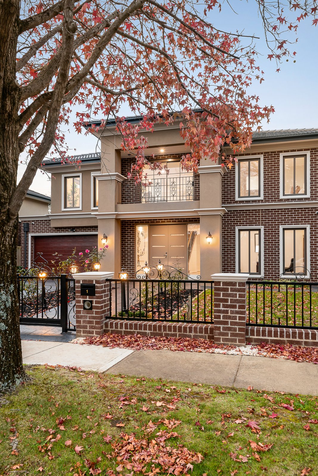 Gallery: 1 Venice Court