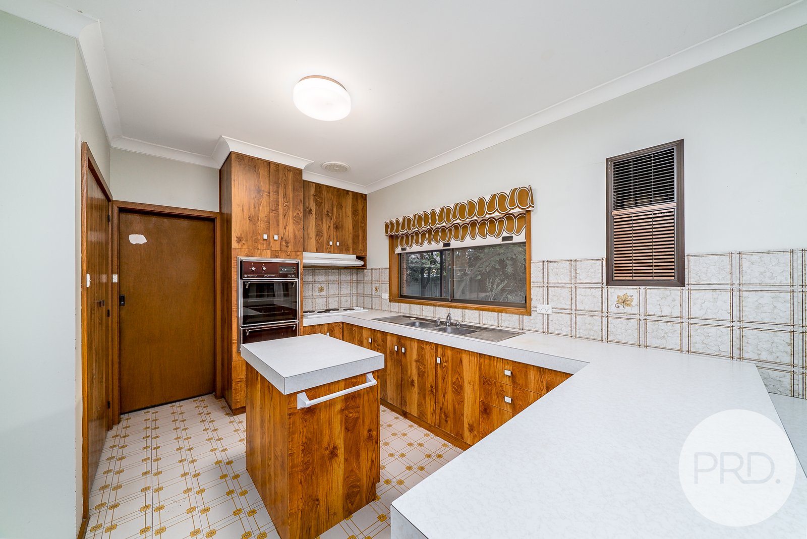 1 Verbena Place KOORINGAL 4