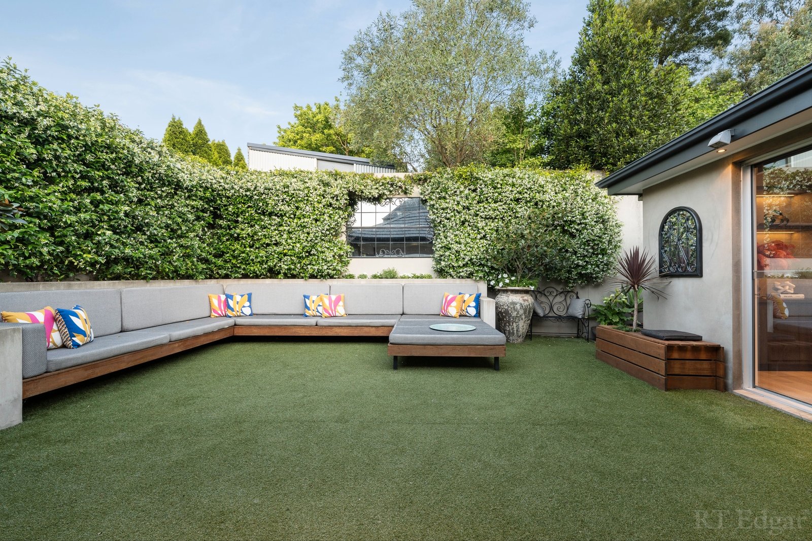 Real Estate and Property in 1 Victor Road, Glen Iris, VIC