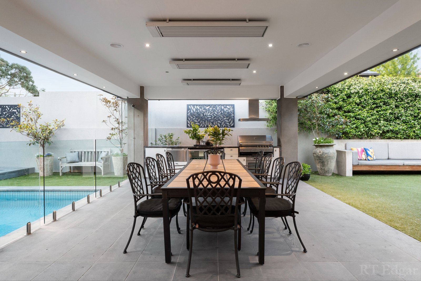 Real Estate and Property in 1 Victor Road, Glen Iris, VIC