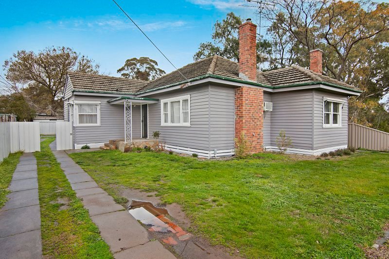 1 View Street KANGAROO FLAT 1