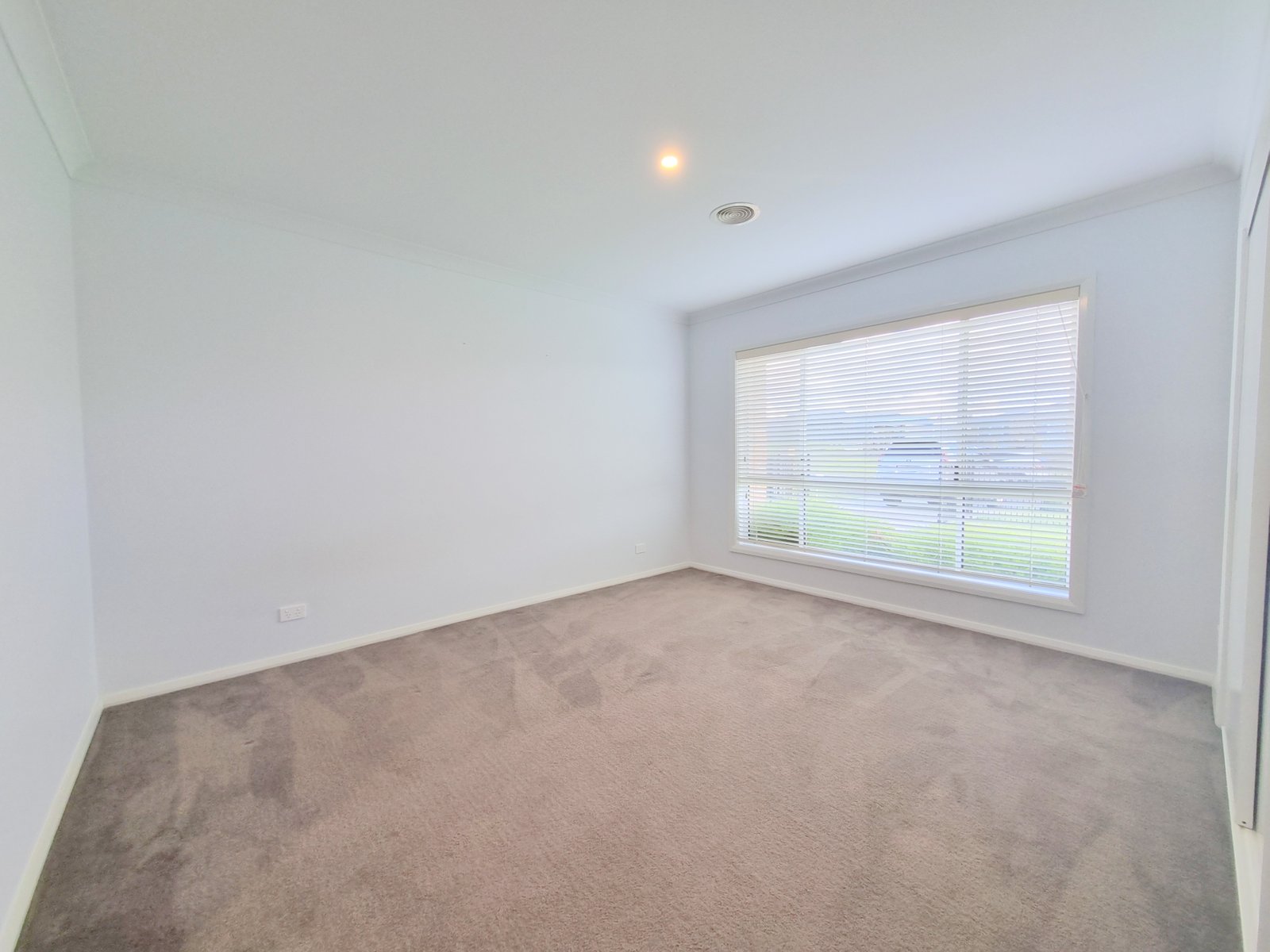 1 Viola Place ORANGE 6