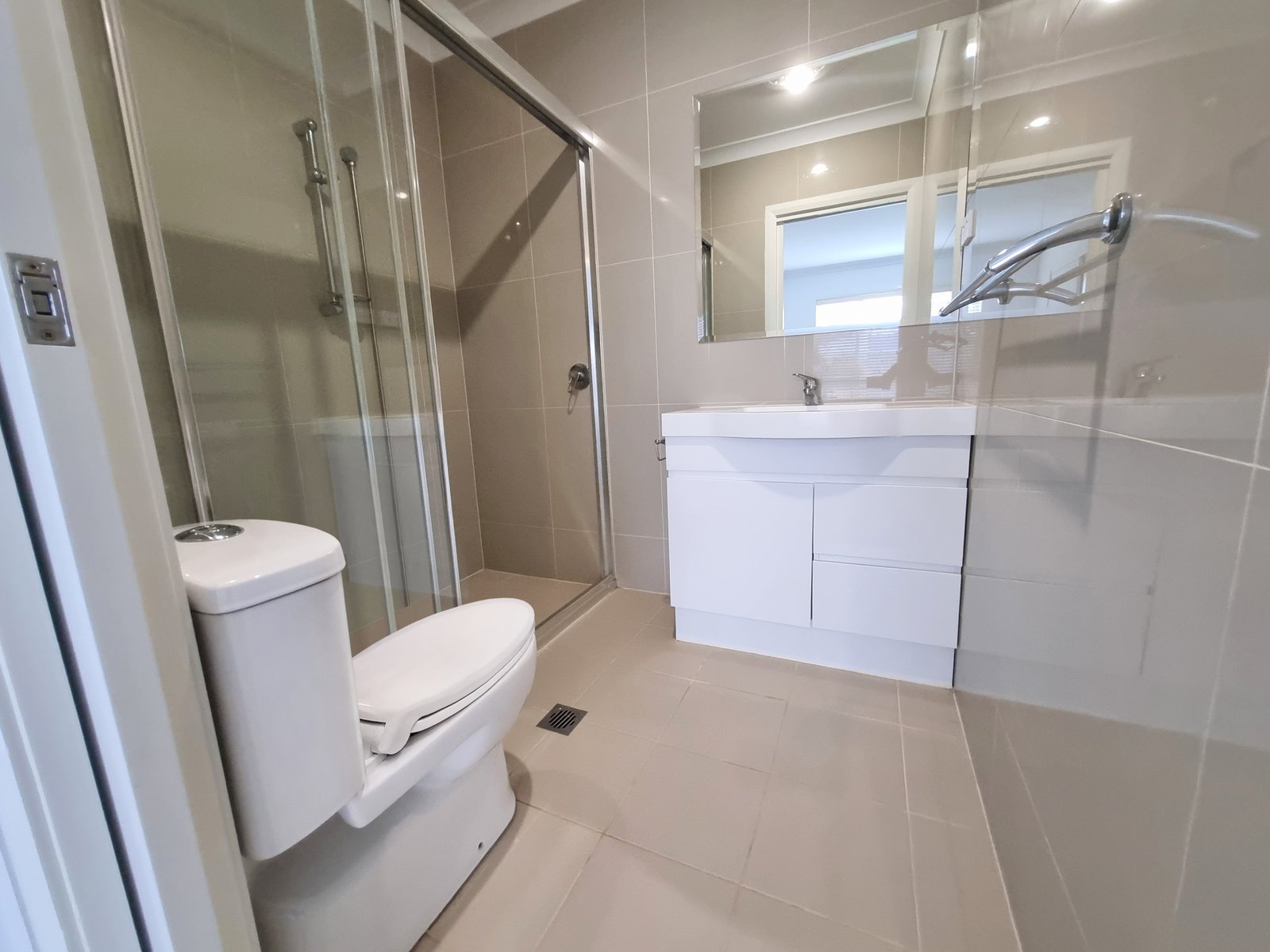 1 Viola Place ORANGE 8