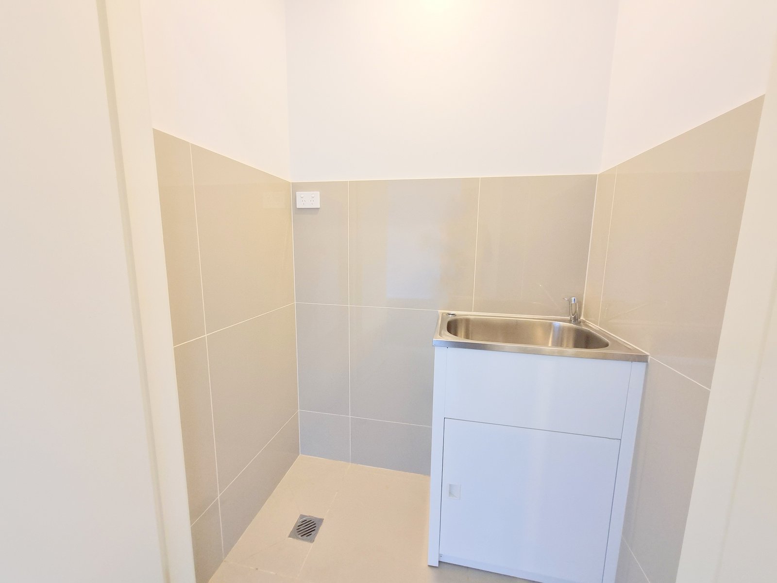 1 Viola Place ORANGE 9