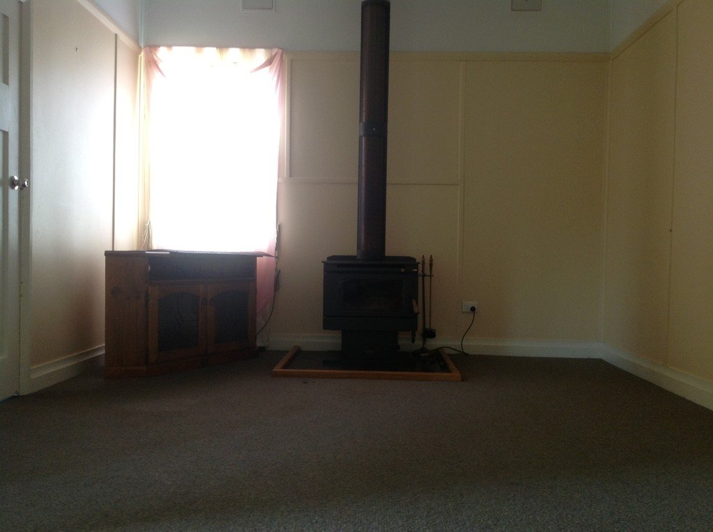 1 Vyner Street TUMUT 3