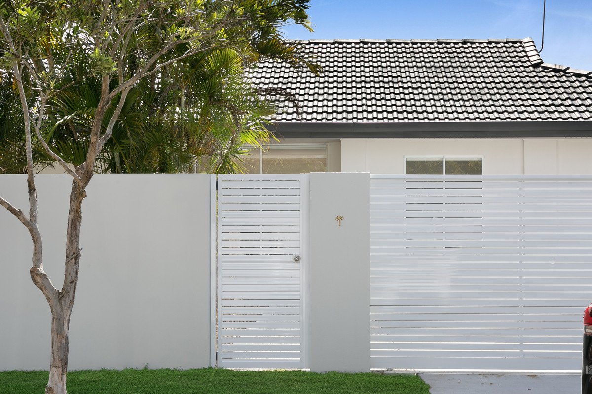 1 Wagtail Court Burleigh Waters 23