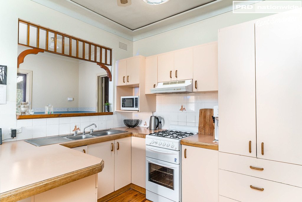 1 Waranga Avenue MOUNT AUSTIN 5