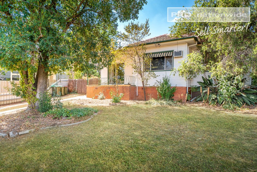 1 Waranga Avenue MOUNT AUSTIN 1