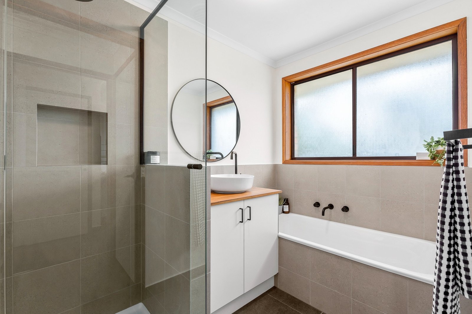 Real Estate and Property in 1 Warrawee Road, Leopold, VIC