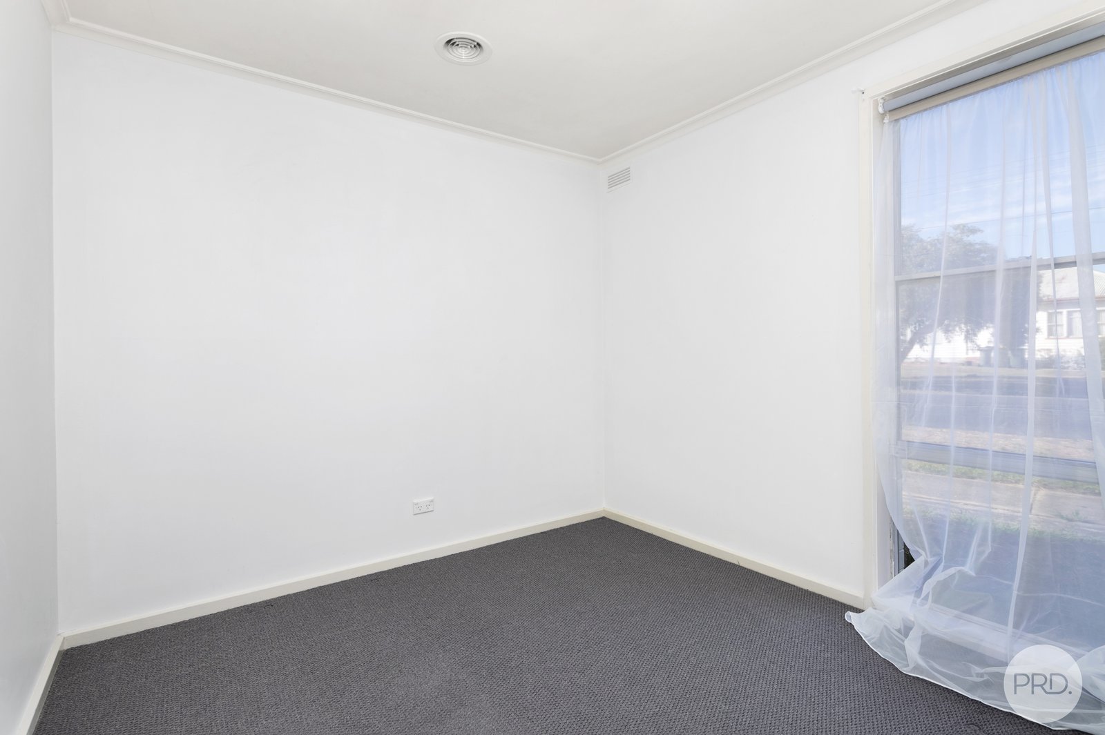 1 Warreen Street SEBASTOPOL 5