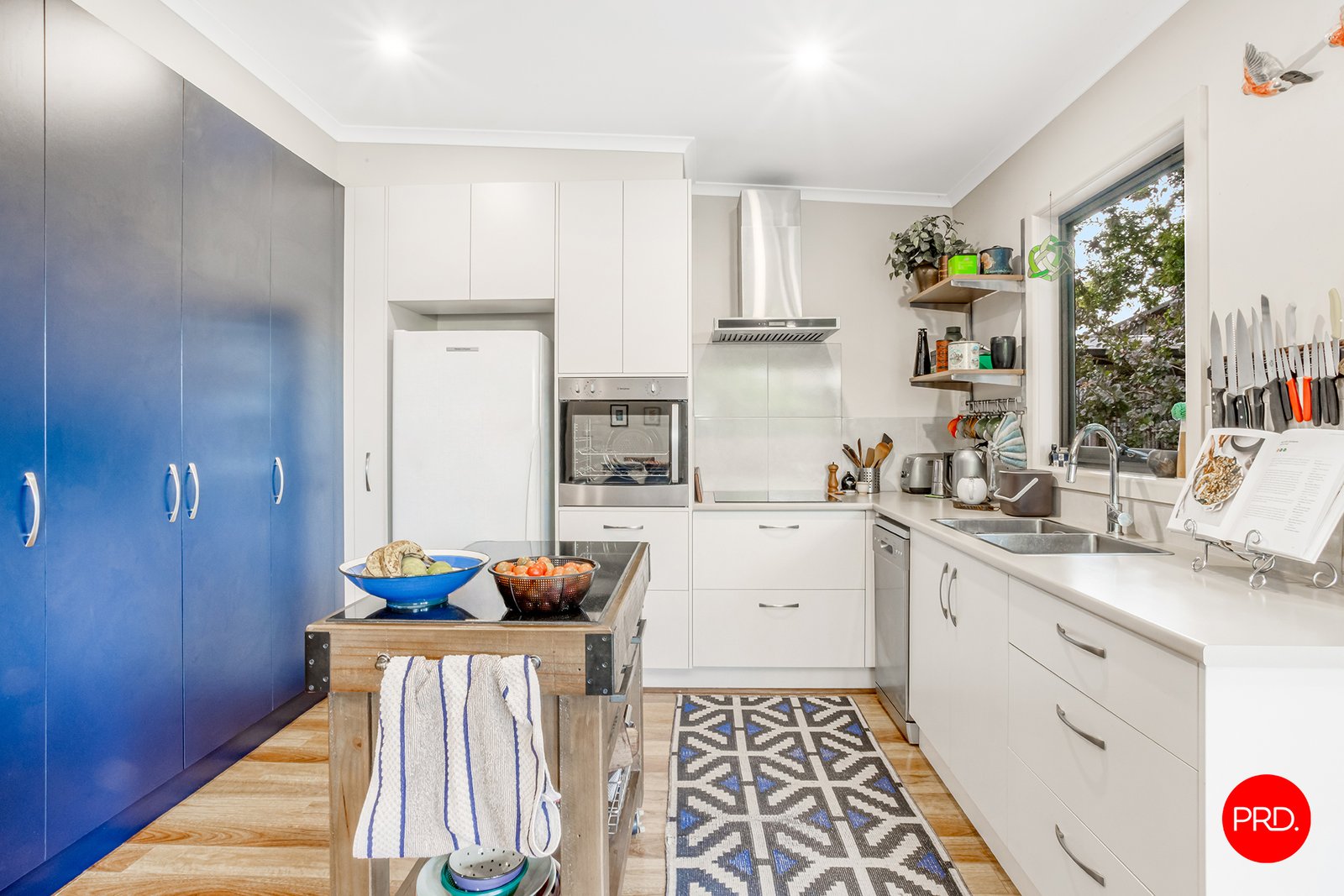 1 Warren Street KYNETON 8