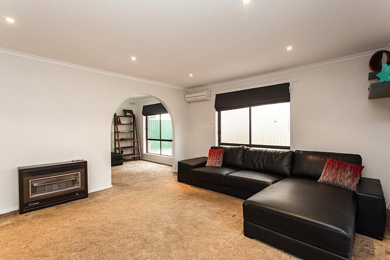 1 Weeah Court SEBASTOPOL 2