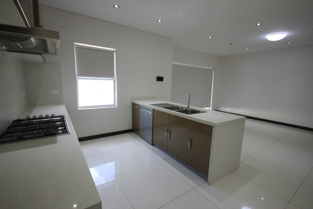 1 West Lane CARLTON 3