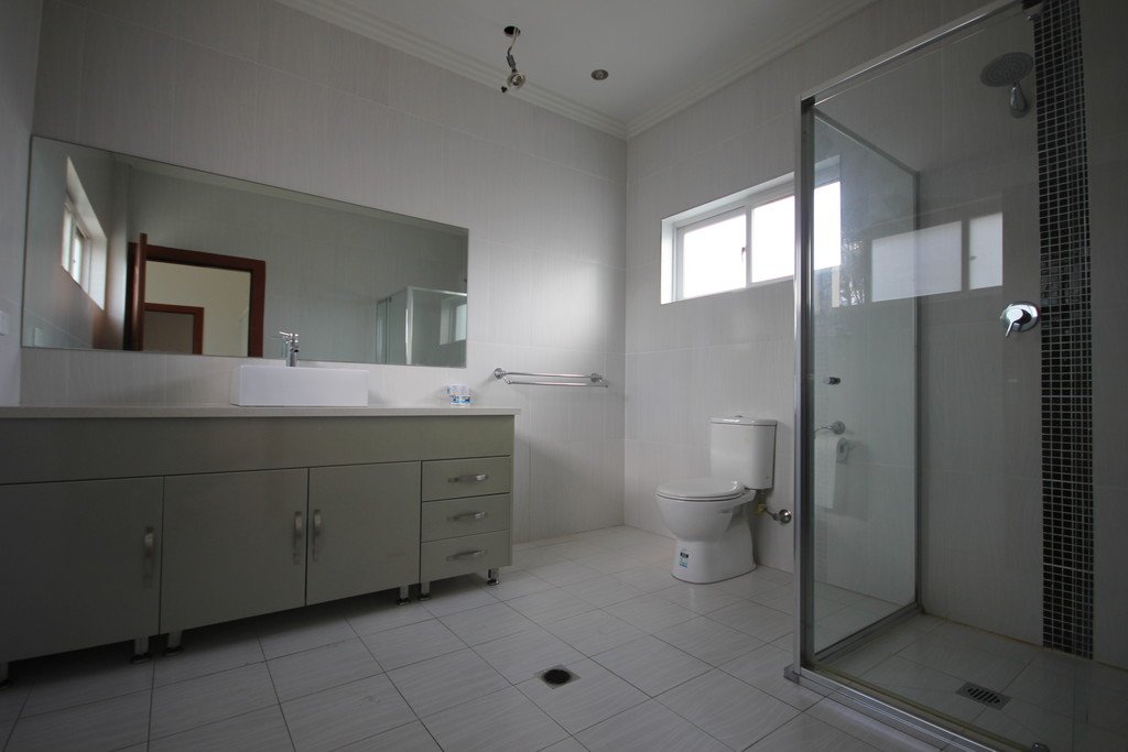 1 West Lane CARLTON 11