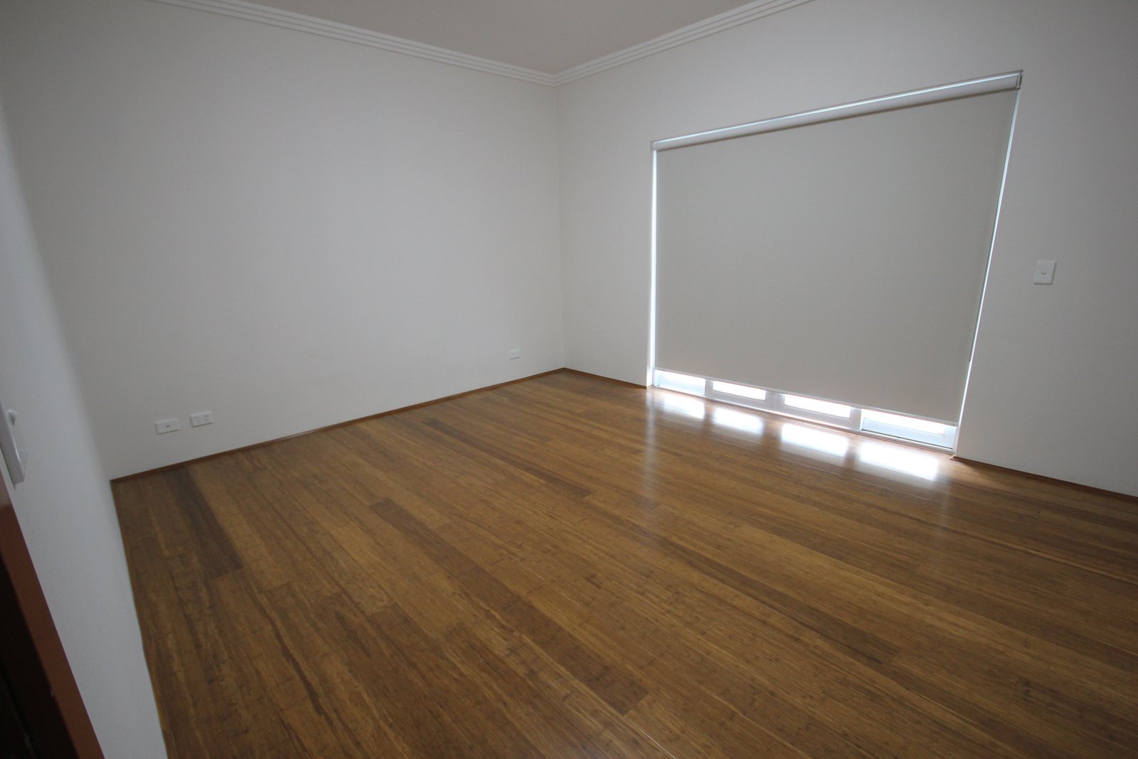 1 West Lane CARLTON 5