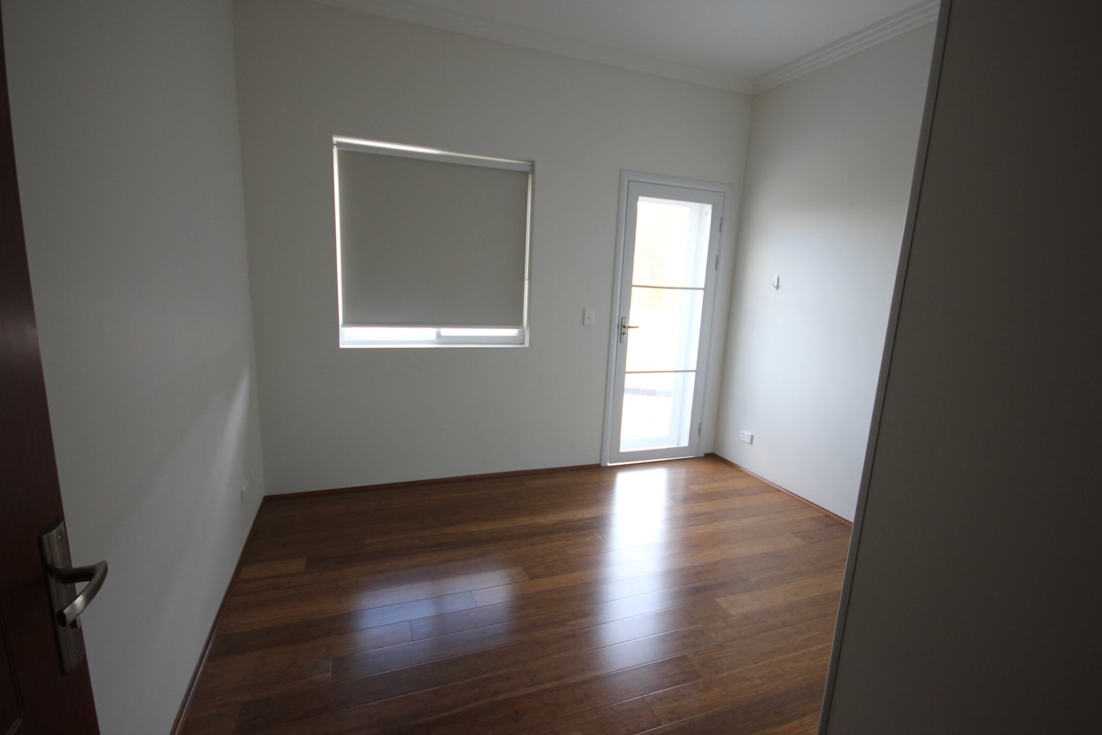 1 West Lane CARLTON 10