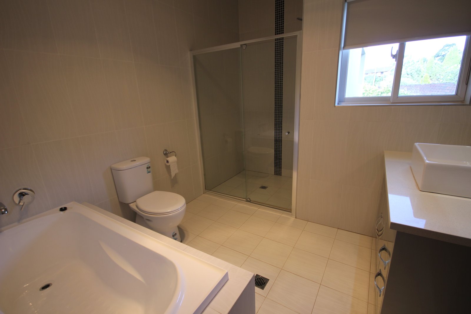 1 West Lane CARLTON 12