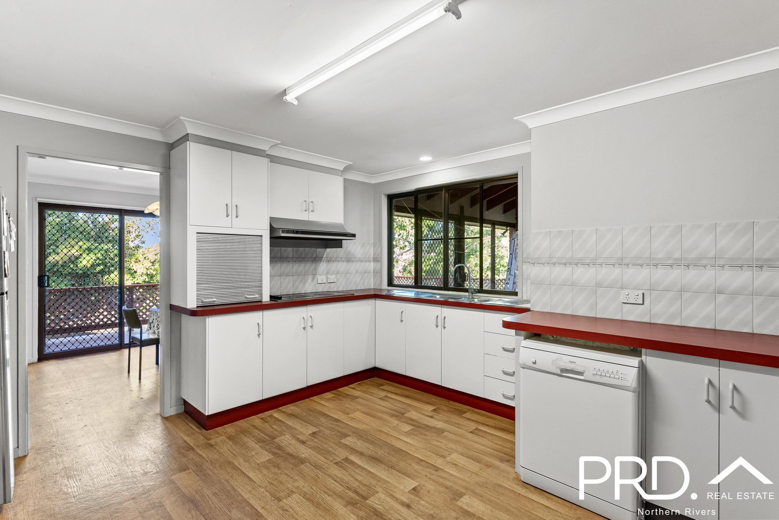 1 Whispering Valley Drive RICHMOND HILL 3