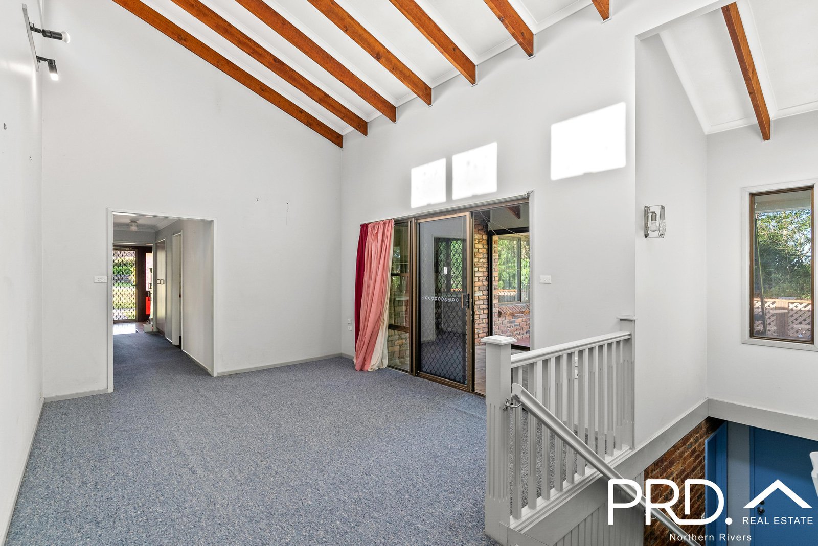 1 Whispering Valley Drive RICHMOND HILL 7