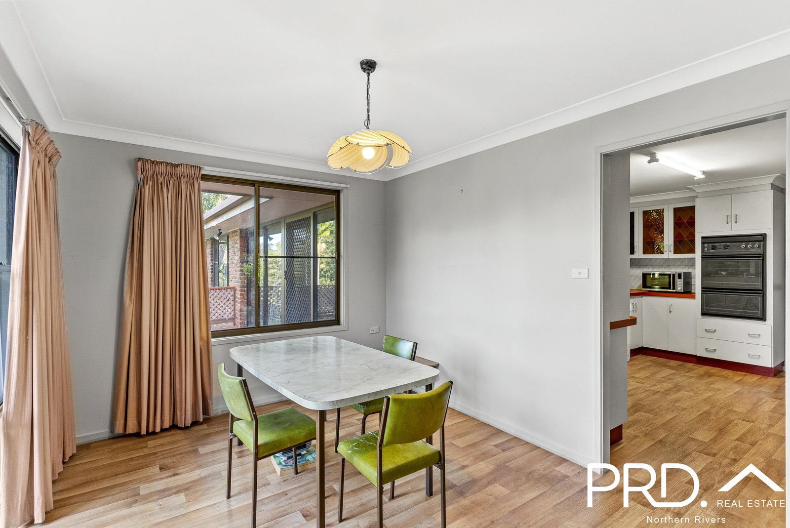 1 Whispering Valley Drive RICHMOND HILL 13