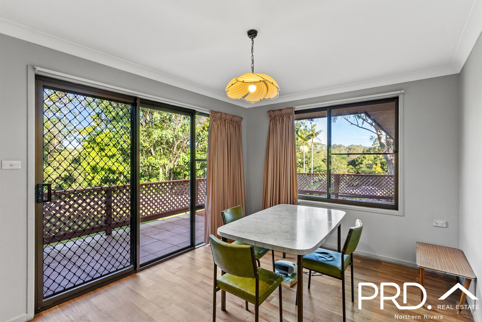 1 Whispering Valley Drive RICHMOND HILL 14