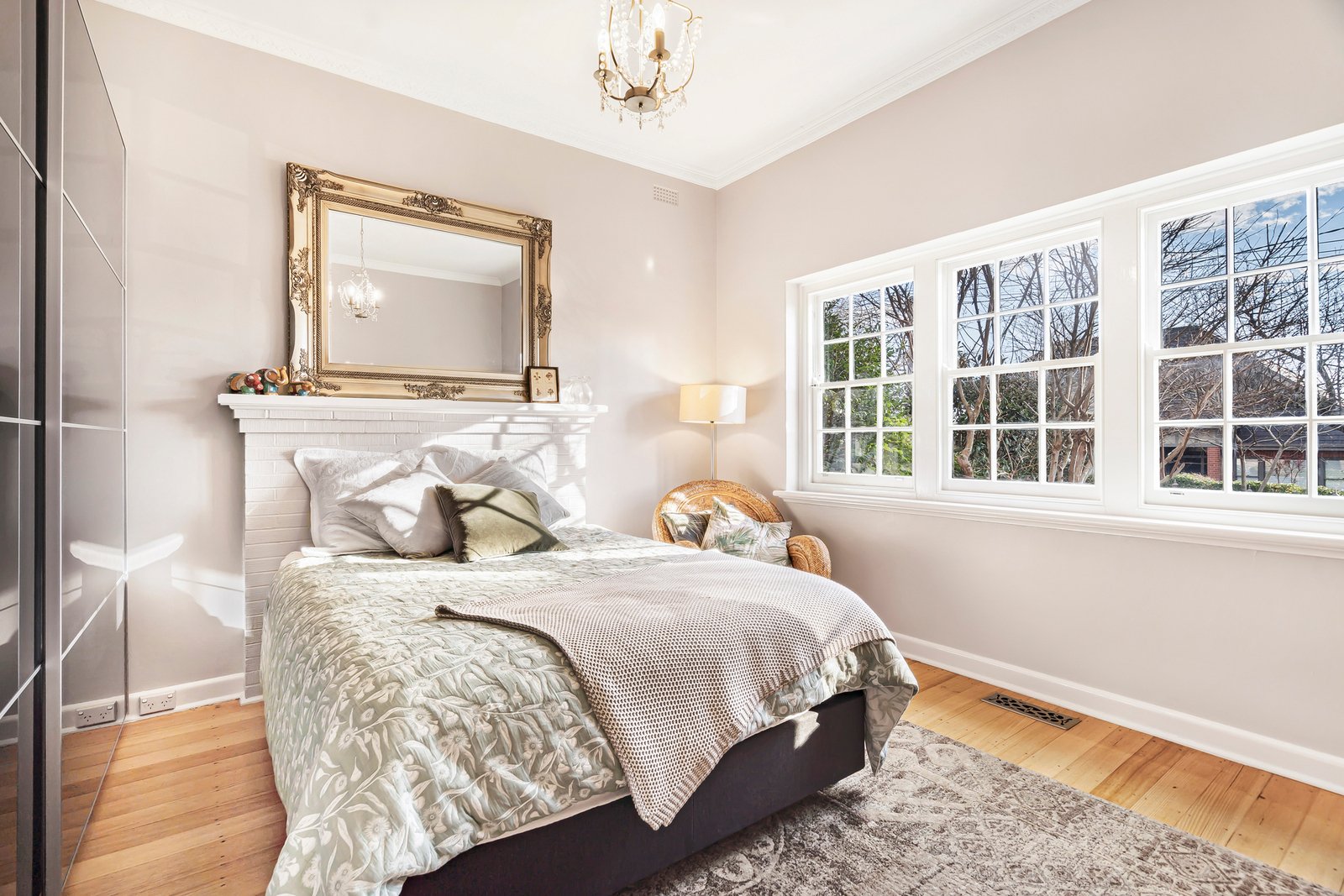 1 Willandra Avenue, Canterbury, Vic