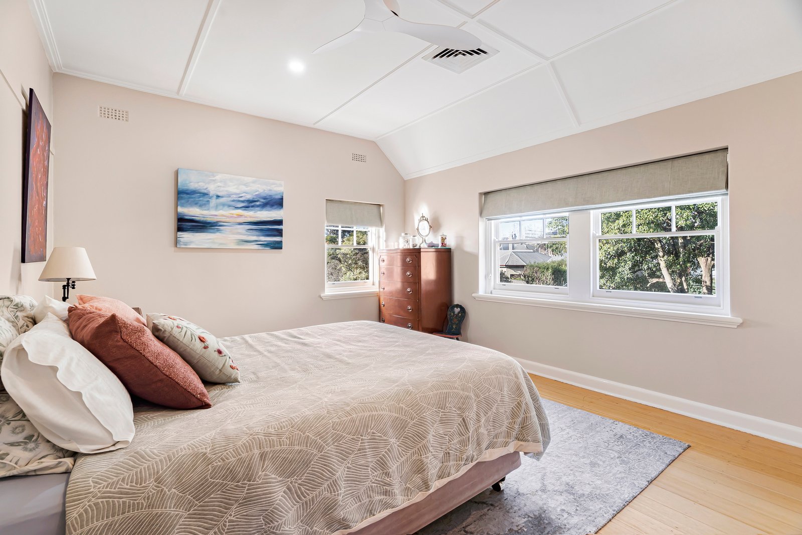 1 Willandra Avenue, Canterbury, Vic