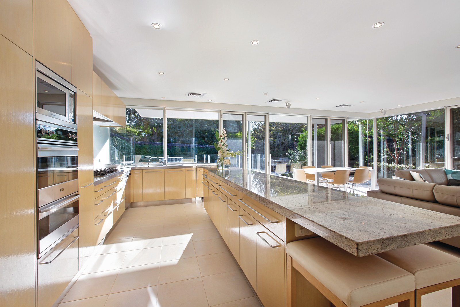 1 Willow Street, Malvern, VIC