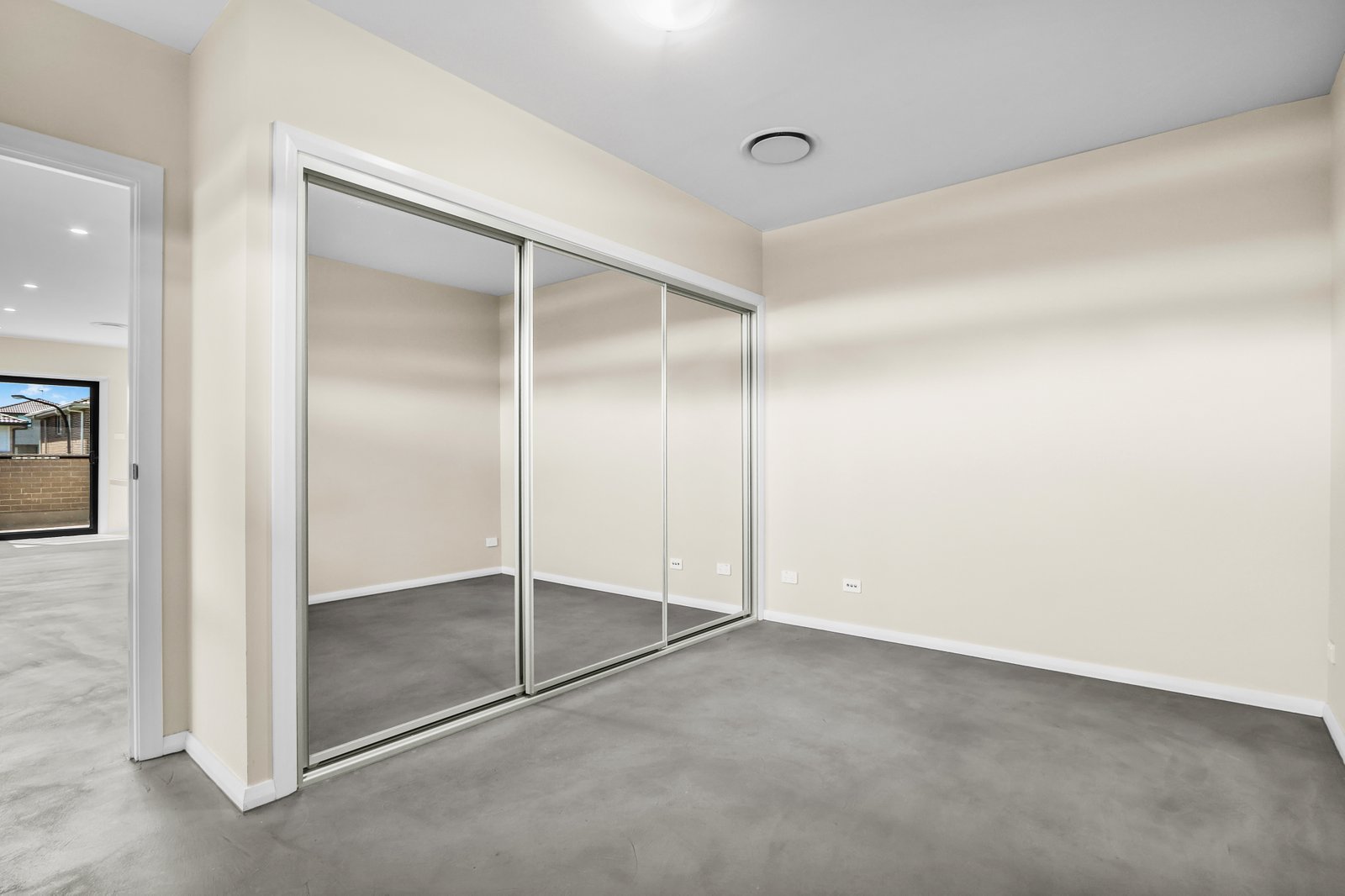 1 Wimbledon Way Schofields 7