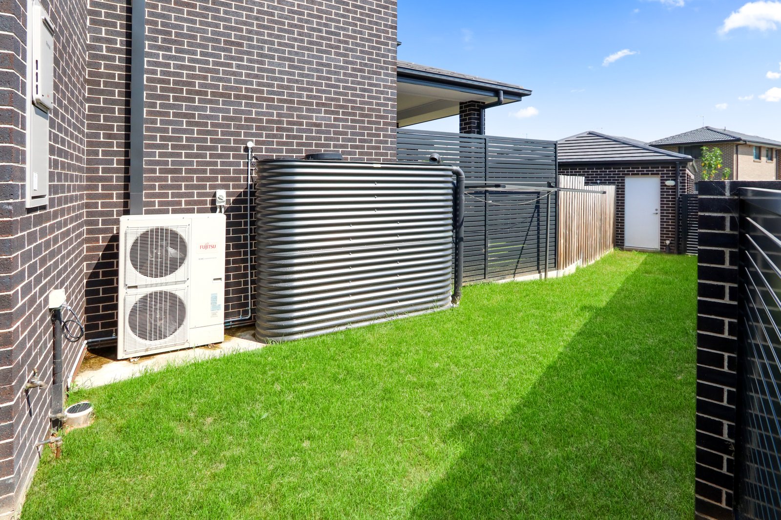 1 Wimbledon Way SCHOFIELDS 2