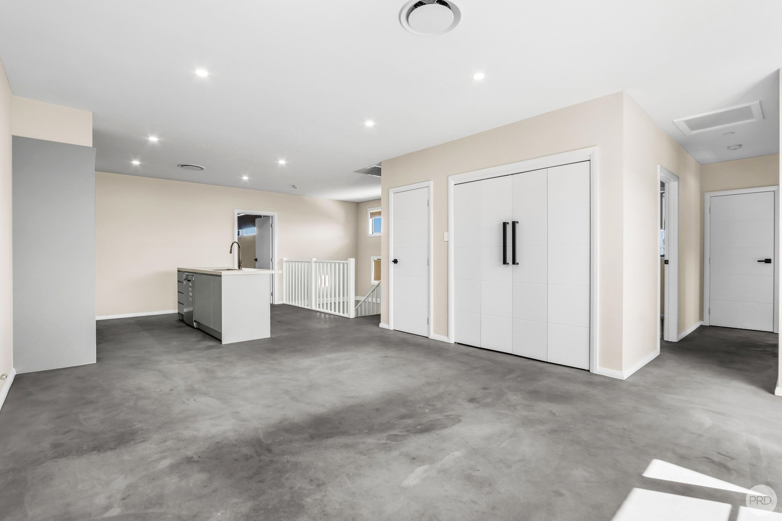 1 Wimbledon Way SCHOFIELDS 6