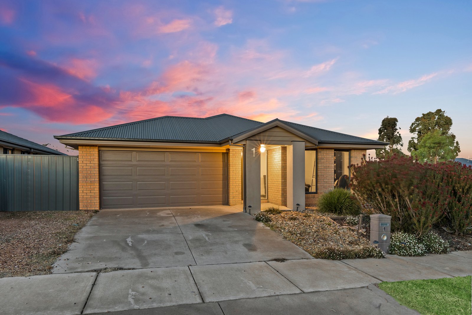 1 Windmill Street HUNTLY 2