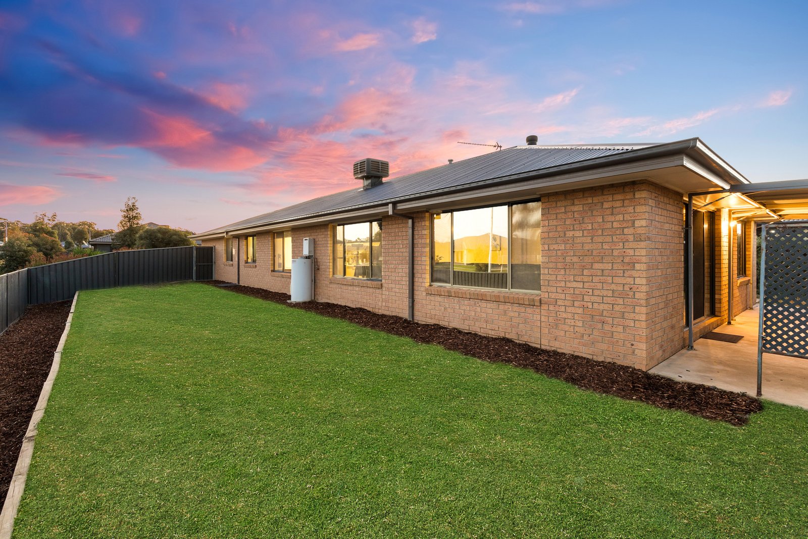 1 Windmill Street HUNTLY 9