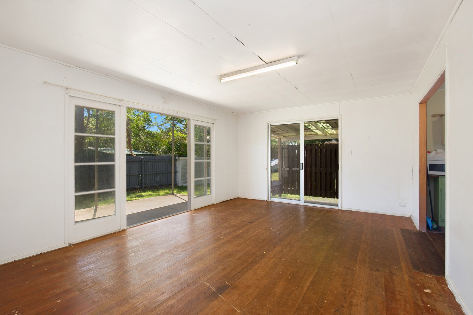 1 Wommin Lake Crescent FINGAL HEAD 5