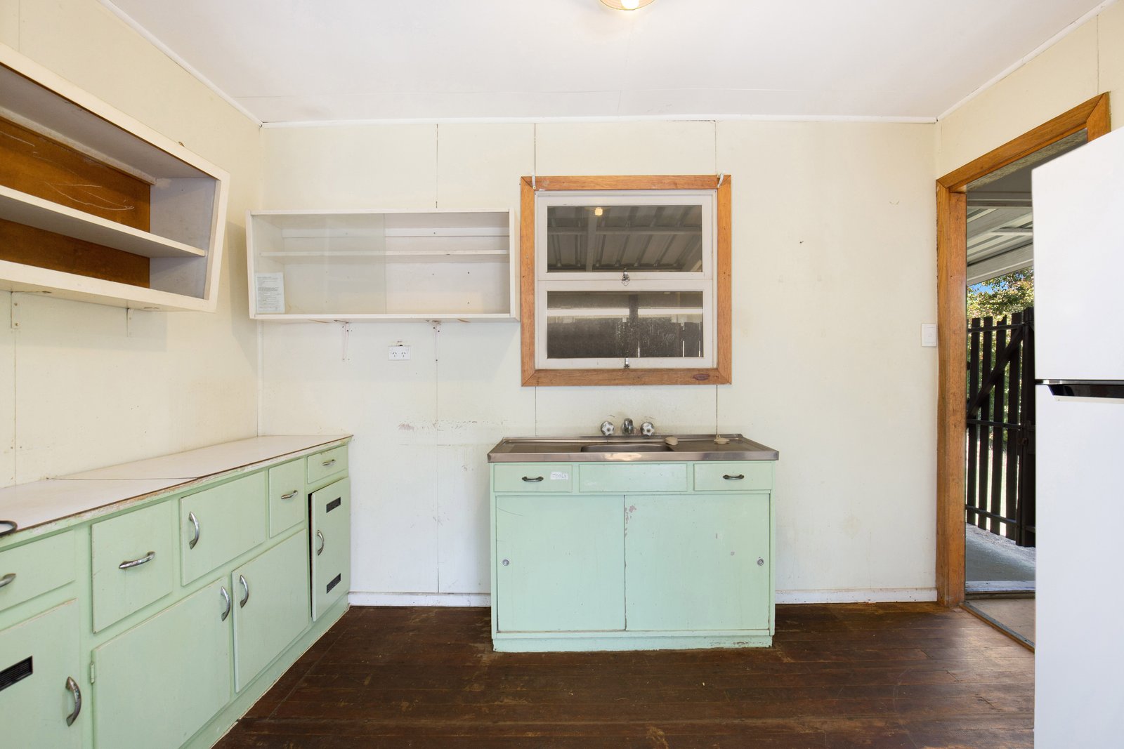 1 Wommin Lake Crescent FINGAL HEAD 10