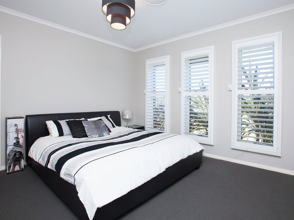 1 Woodhurst Street LARGS 9