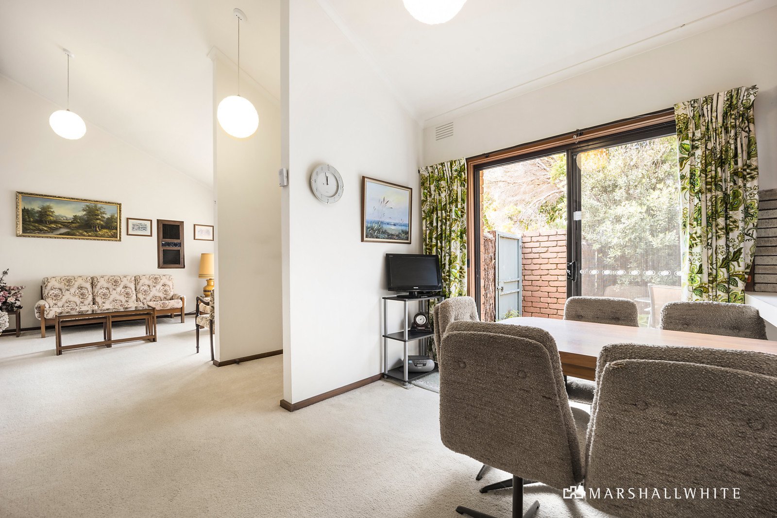 1 Woodland Drive, Cheltenham, VIC