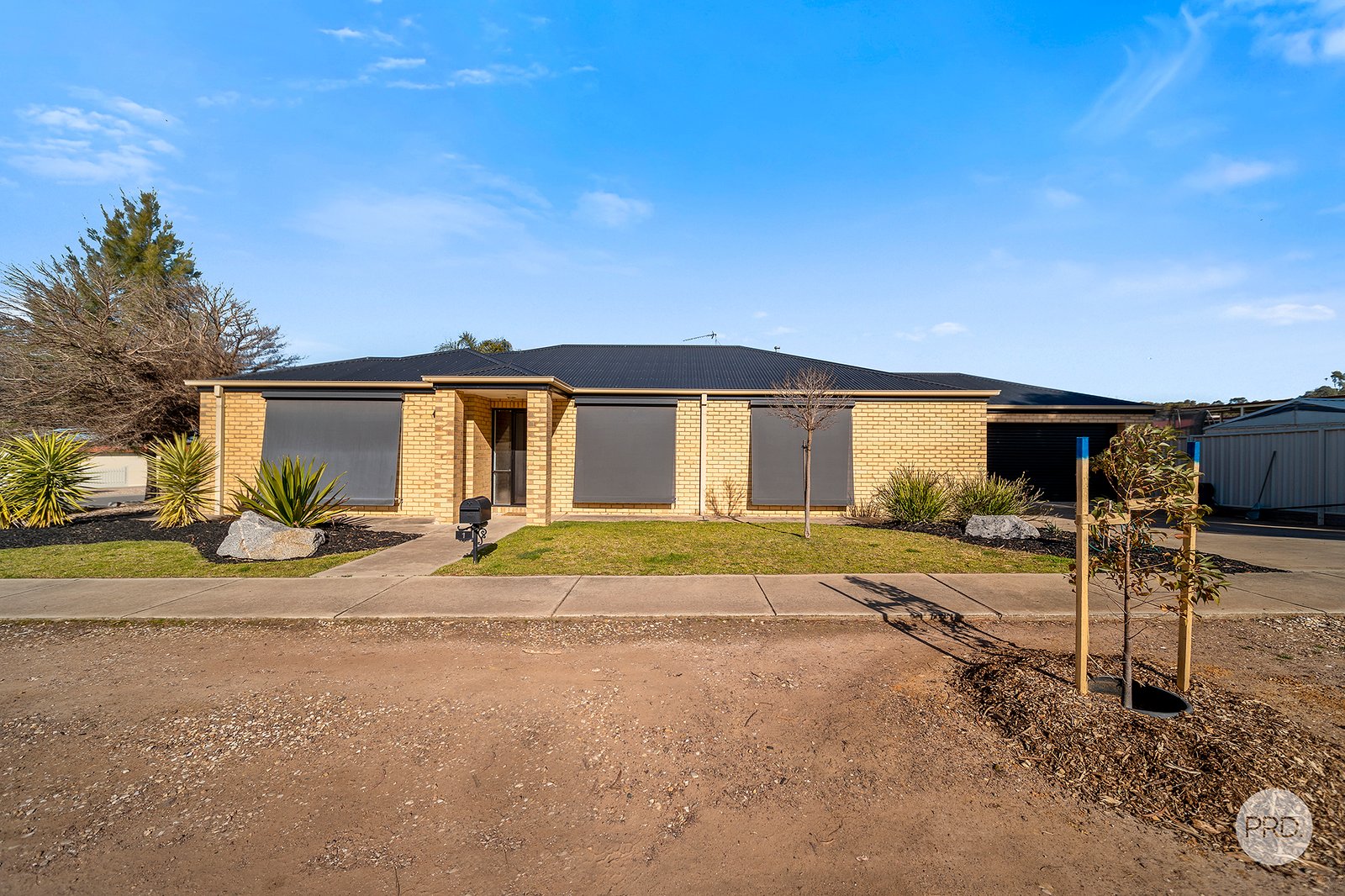 1 Woodlands Drive EAGLEHAWK 2